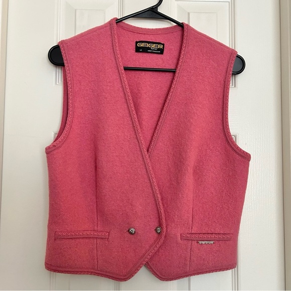 Vintage Geiger Vest Pink 100% Boiled Wool Austria Size 42 or U.S. Size Small - Picture 1 of 16